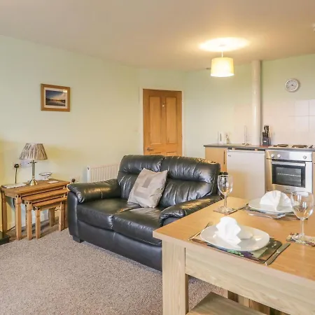 2 Park Nook Close Holiday home